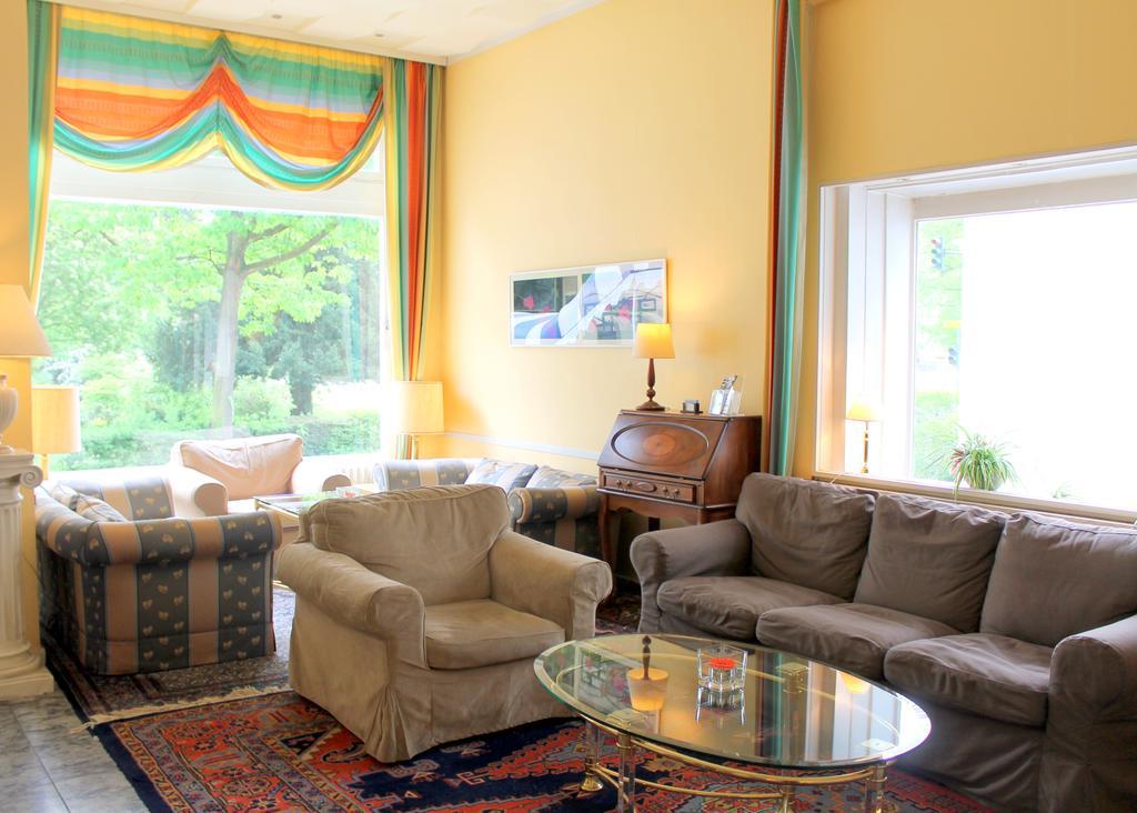 Hotel Eden Am Kurpark Бонн Экстерьер фото