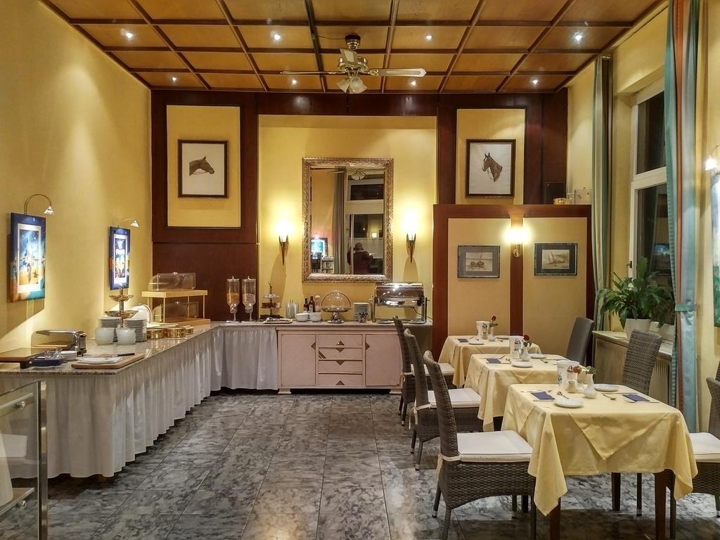 Hotel Eden Am Kurpark Бонн Экстерьер фото
